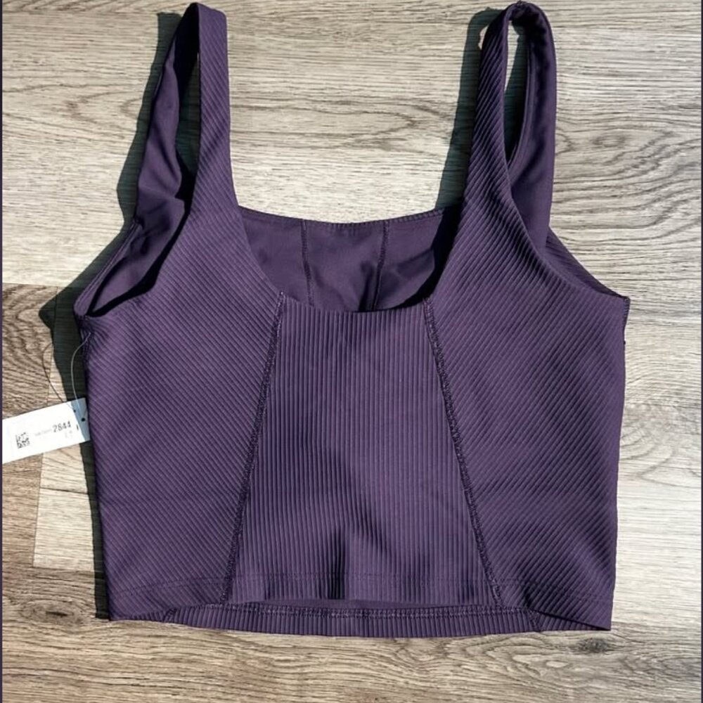 Old Navy Lounge set: Wide leg sweat pants and sports bra - Picture 8 of 8